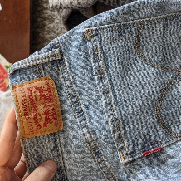 Levi's Mid Rise Skinny Jeans | Size 27 - Picture 10 of 12